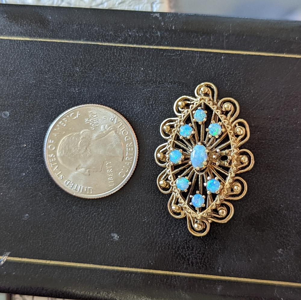 Broach antique heritage opal 14k yellow gold